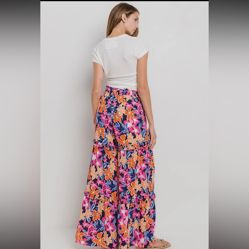 30 Floral Print Ruffled Tiered Pants - Picture 3 of 6